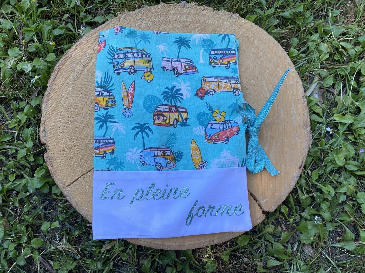 Prot ge carnet de sant motifs vans et criture