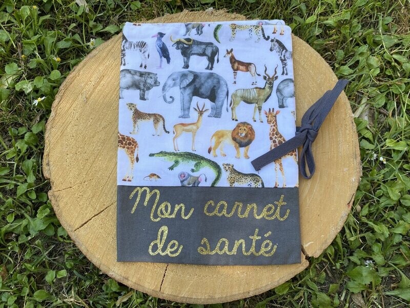 Protège carnet de santé motifs savane et écriture "Mon carnet de santé"
