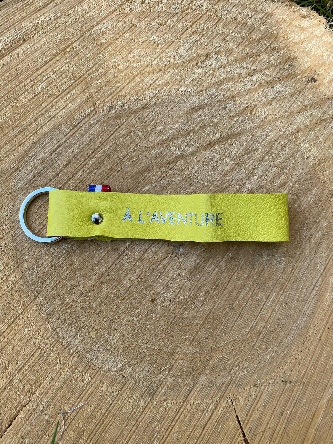 Porte clé en cuir « À L’AVENTURE »