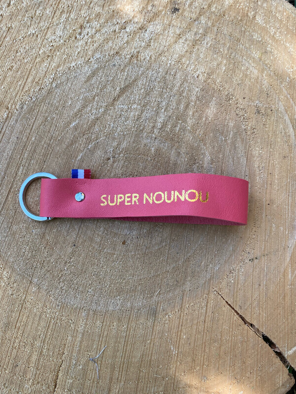 Porte clé en cuir « SUPER NOUNOU »