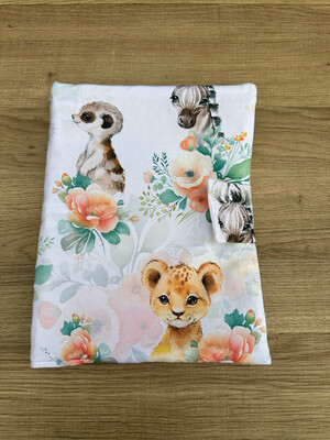 Cahier de coloriage lavable, couverture motifs animaux et roses