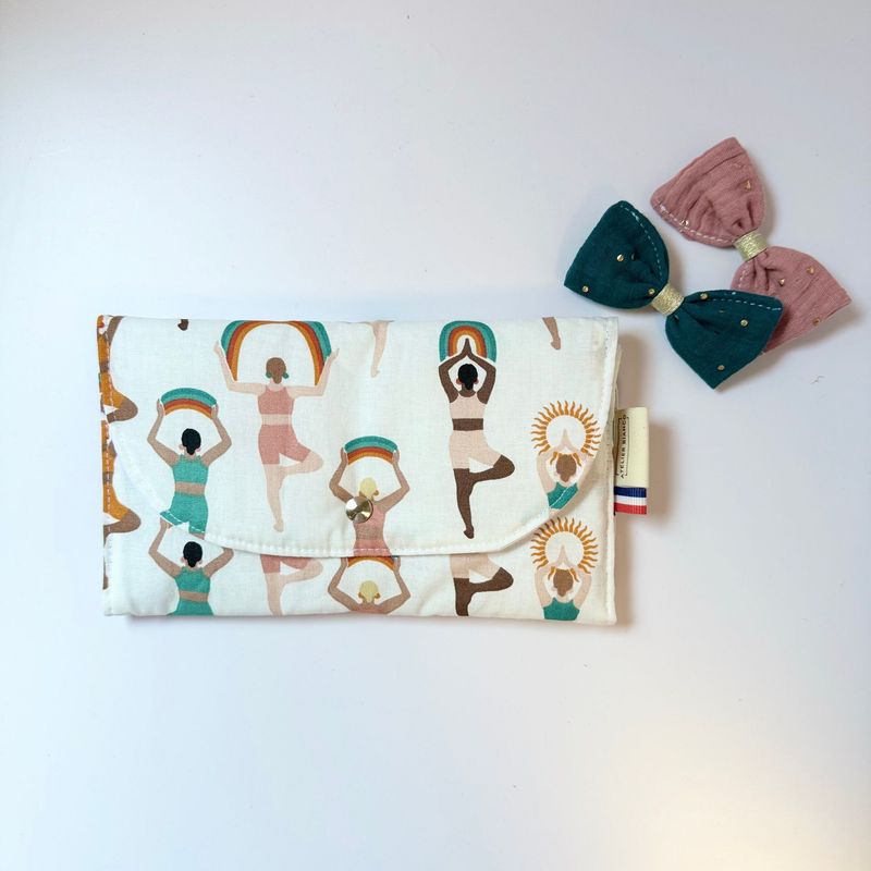 Pochette motifs "yoga"
