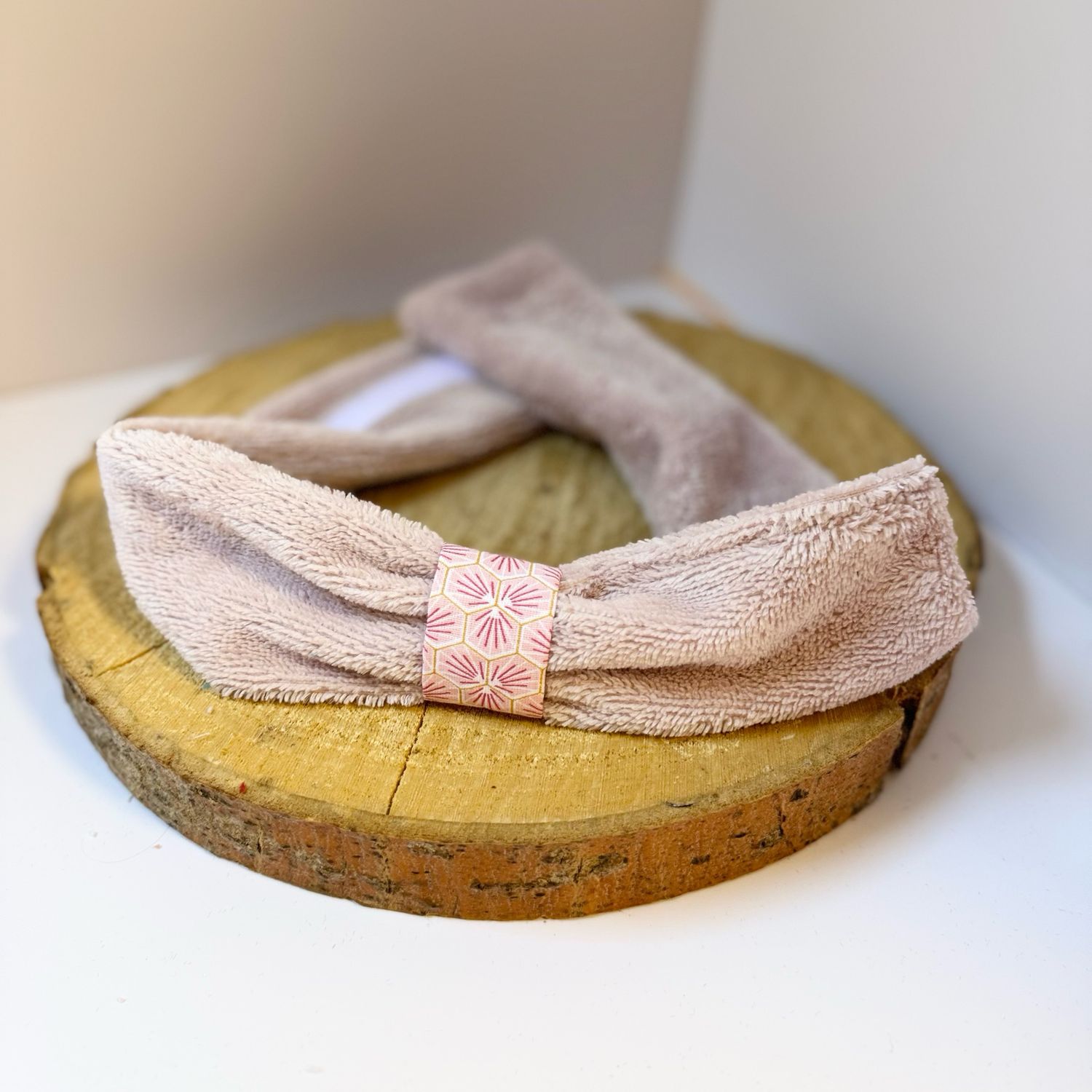 Bandeau de soin, en éponge rose