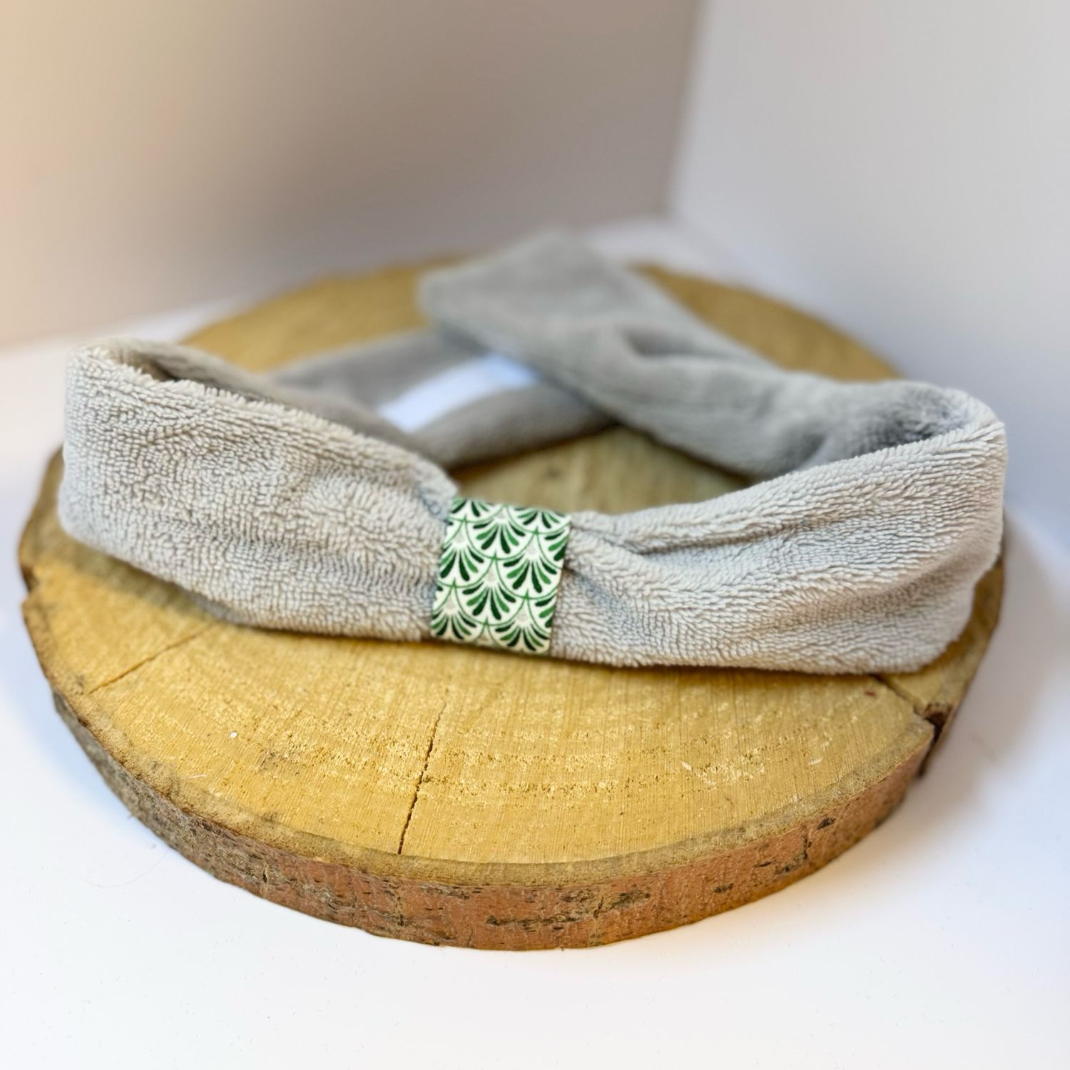 Bandeau de soin, en éponge grise claire