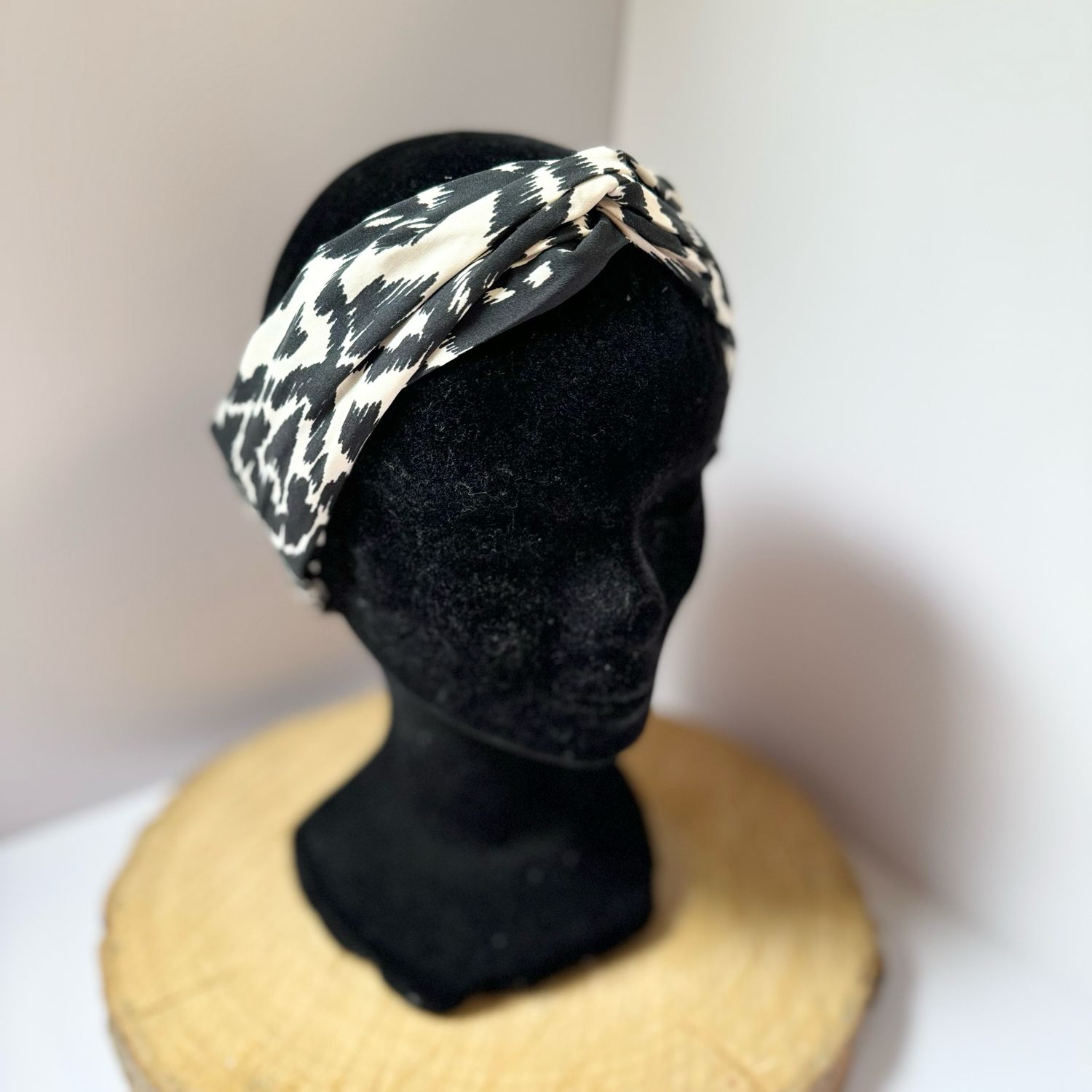 Headband noué