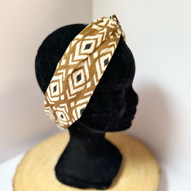 Headband noué