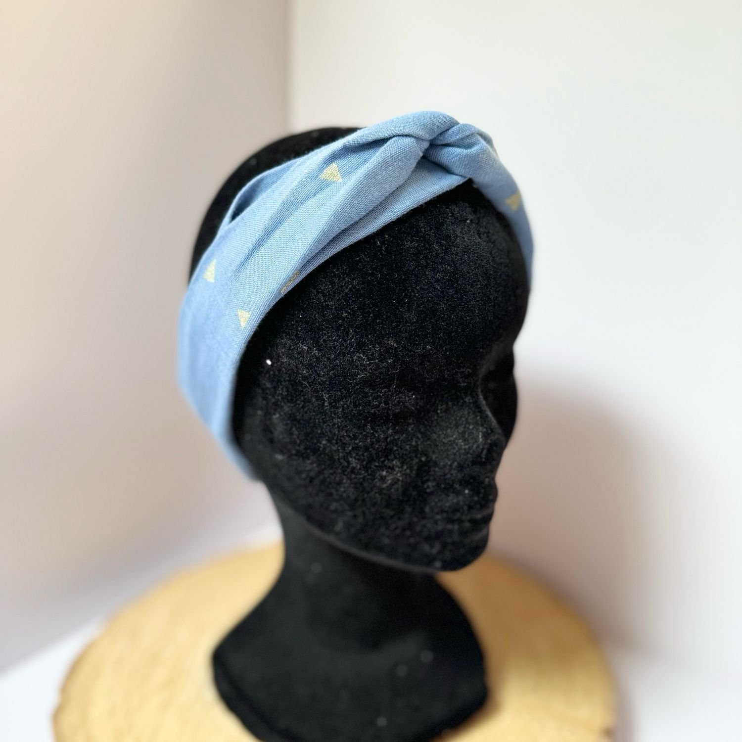 Headband noué