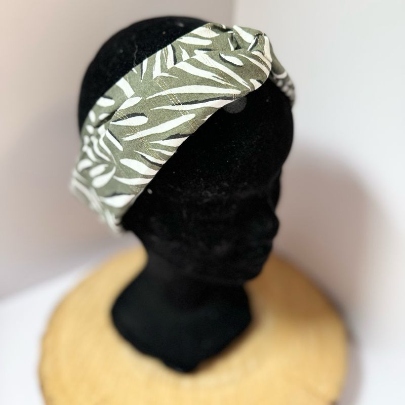 Headband noué