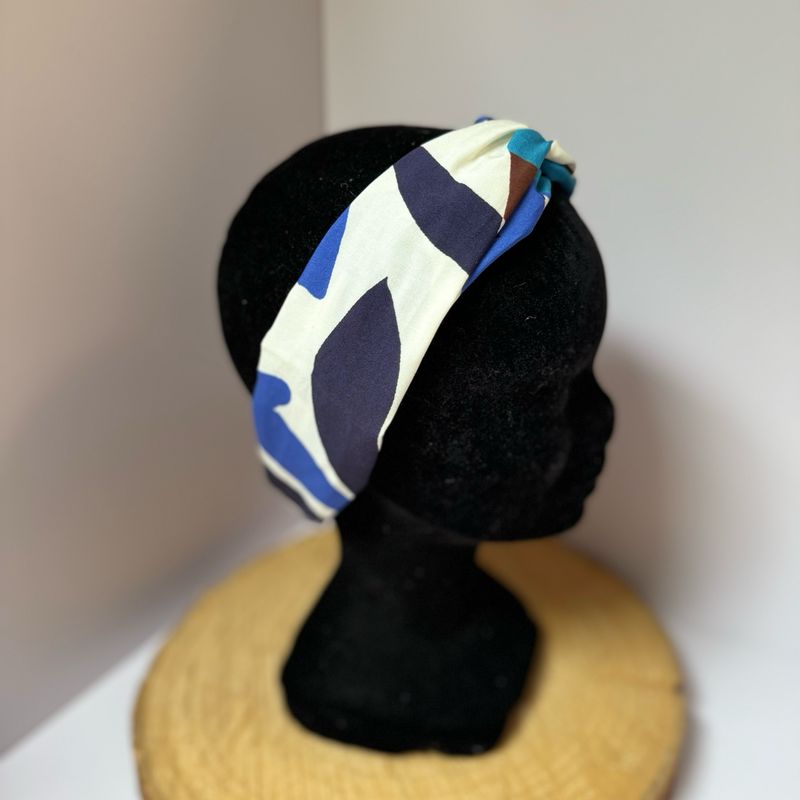 Headband noué