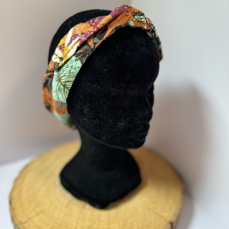 Headband noué