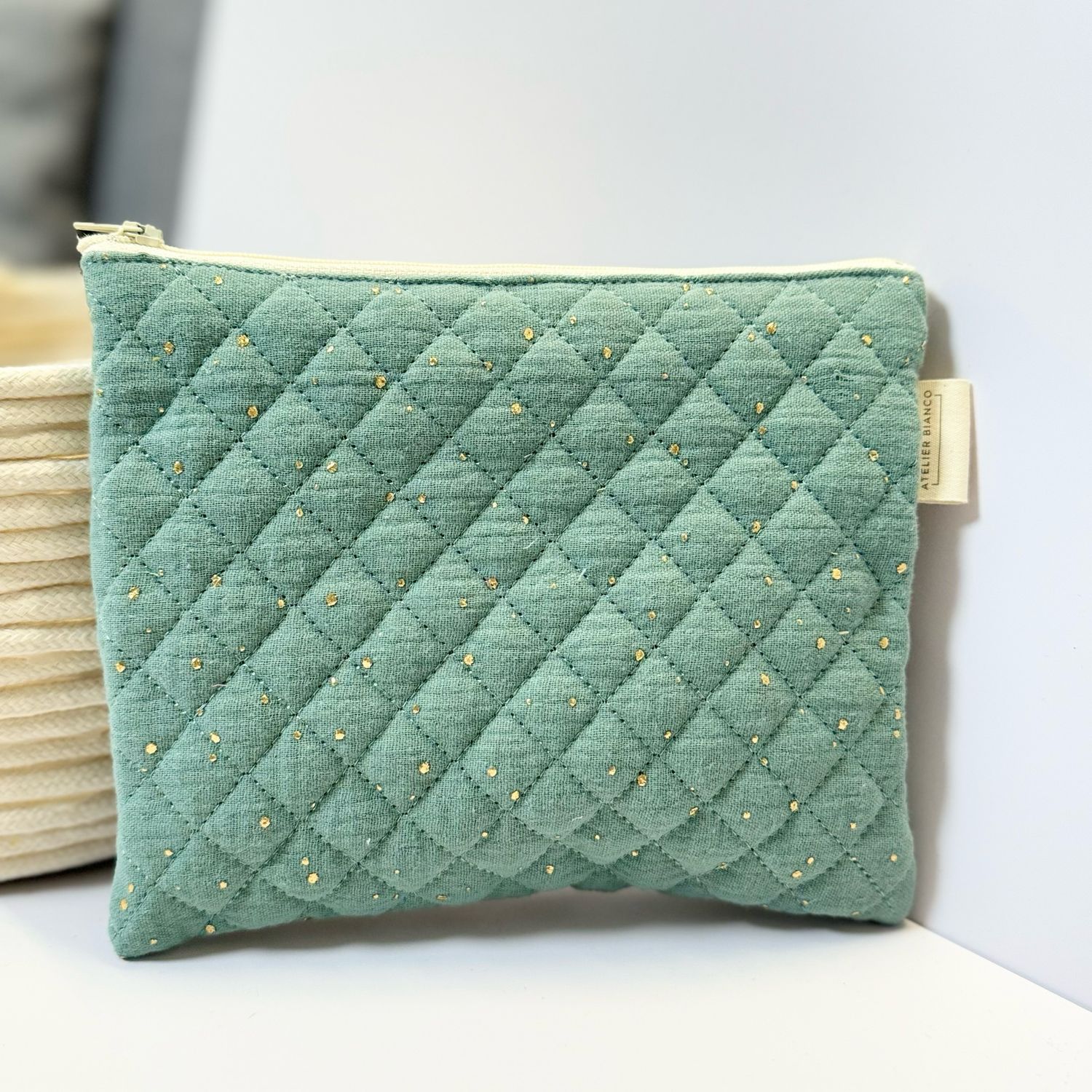 Pochette matelassée eucalyptus