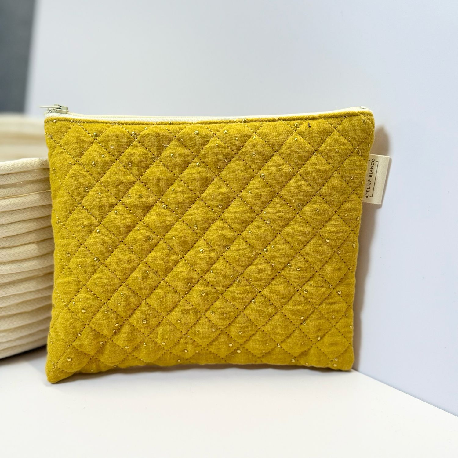 Pochette matelassée jaune