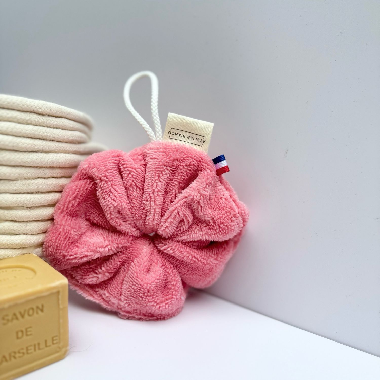 Fleur de douche rose pêche