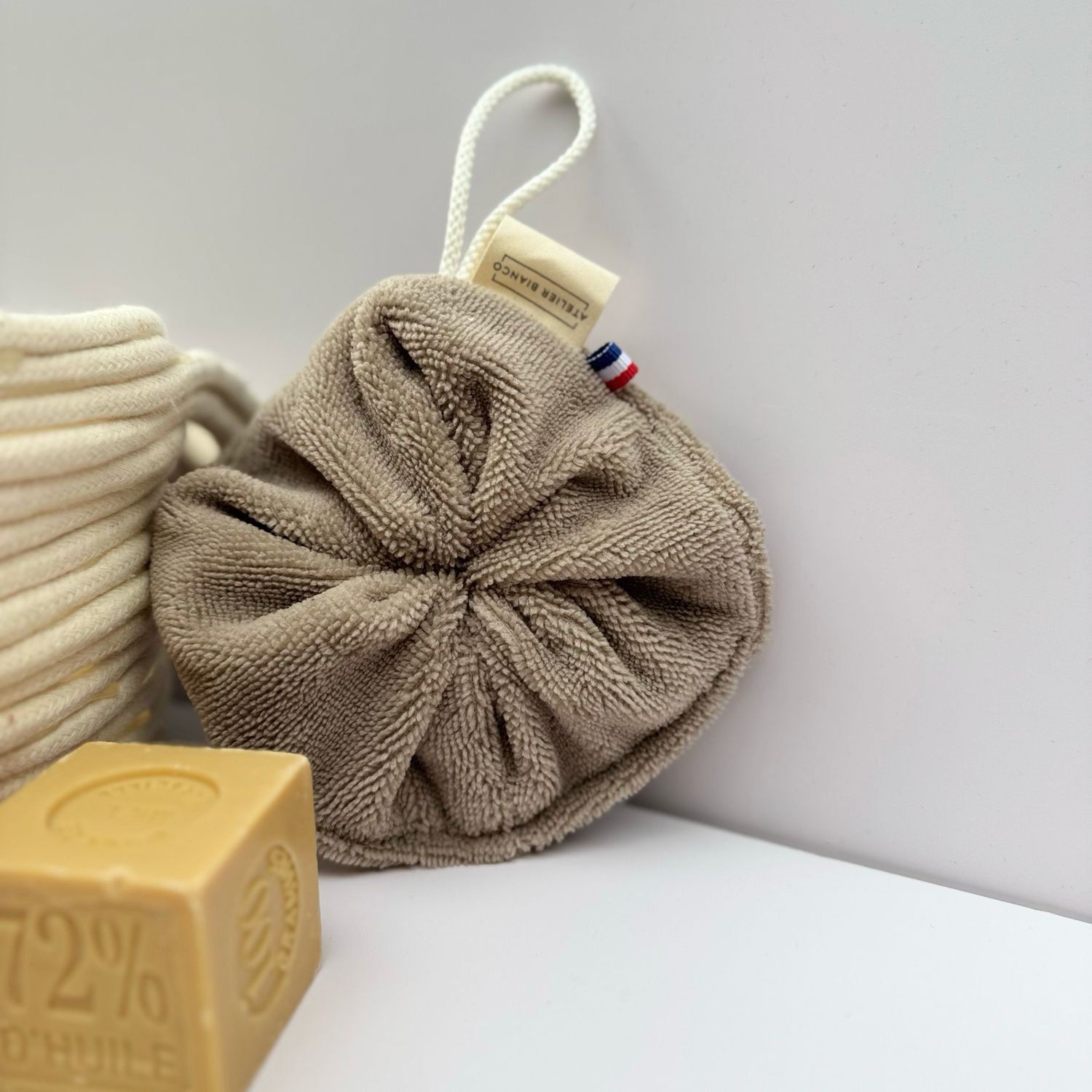Fleur de douche taupe