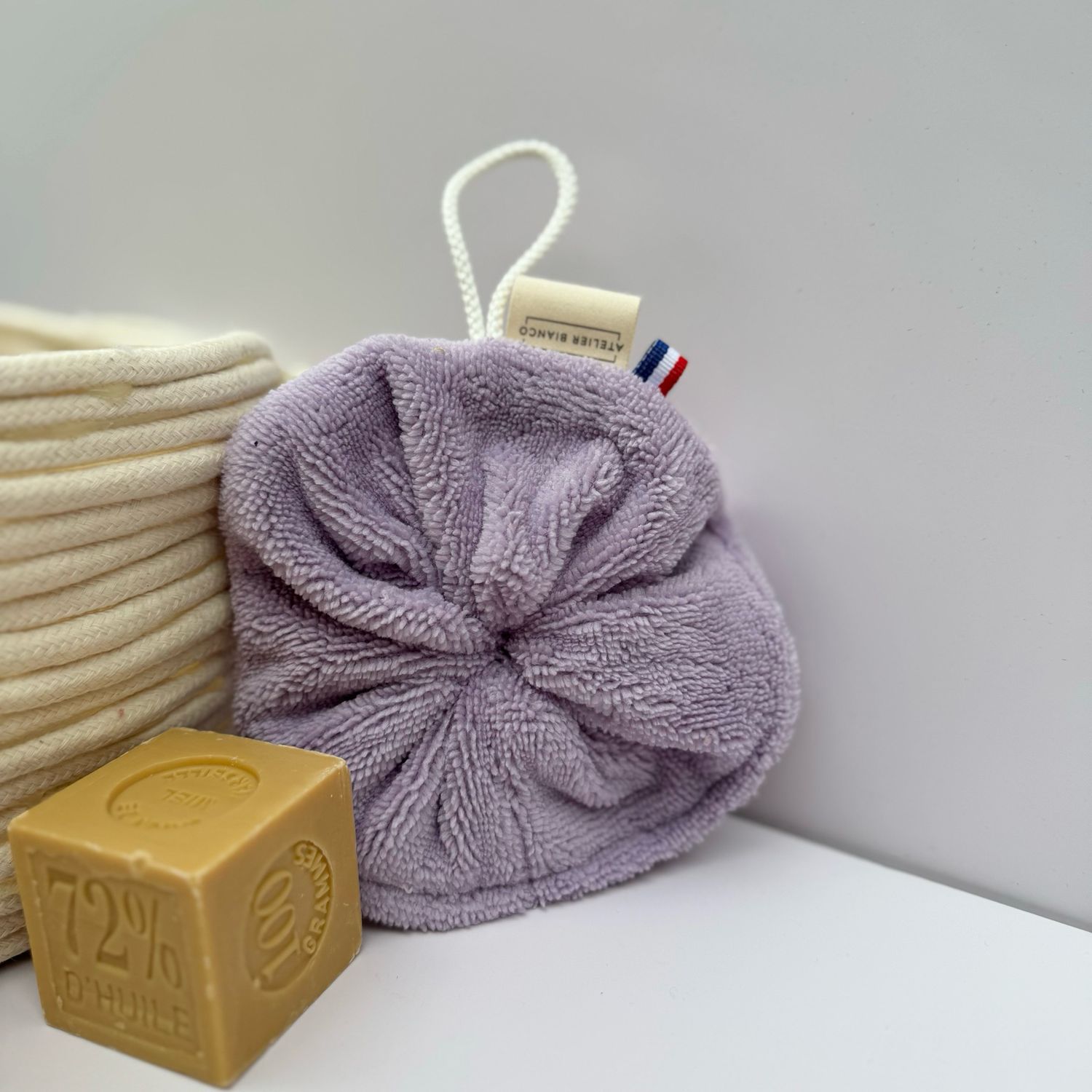 Fleur de douche lilas