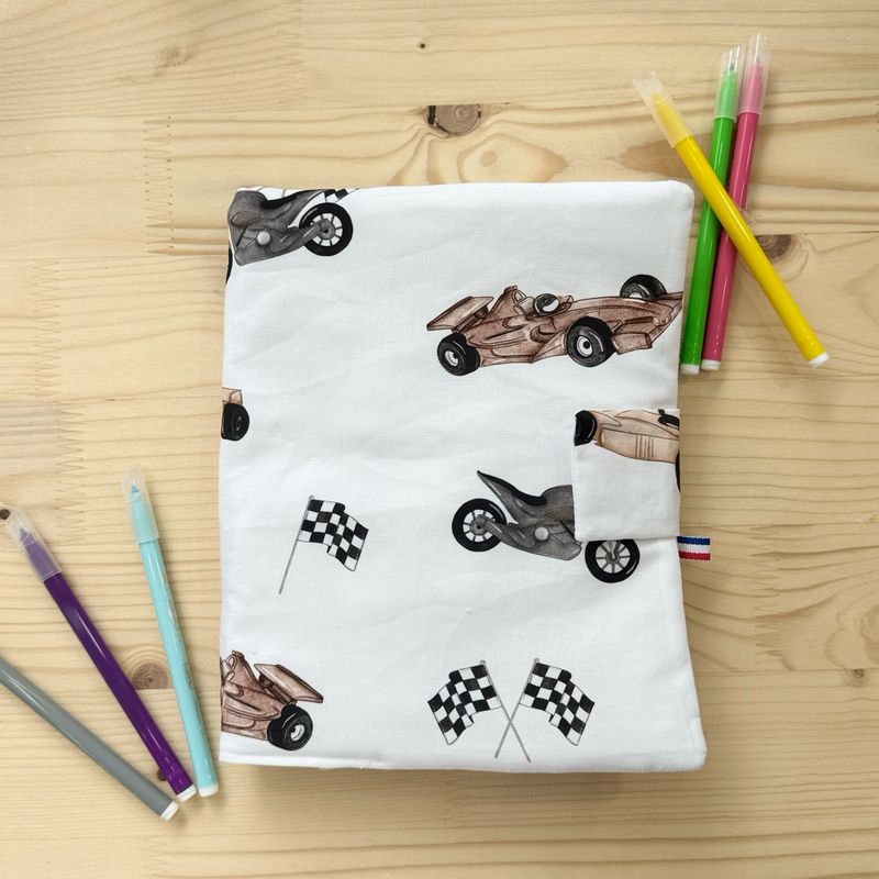 Cahier de coloriage lavable avec le pack de feutres