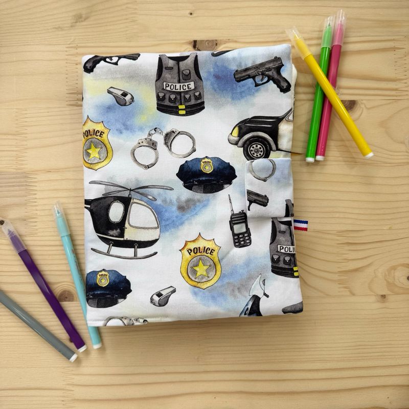 Cahier de coloriage lavable avec le pack de feutres
