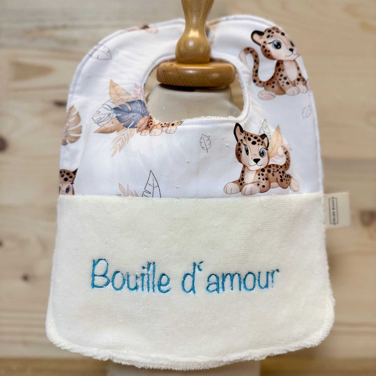 ? Personalized Baby Bib in Cotton and Bamboo – Handmade Newborn Gift, Soft and Unique