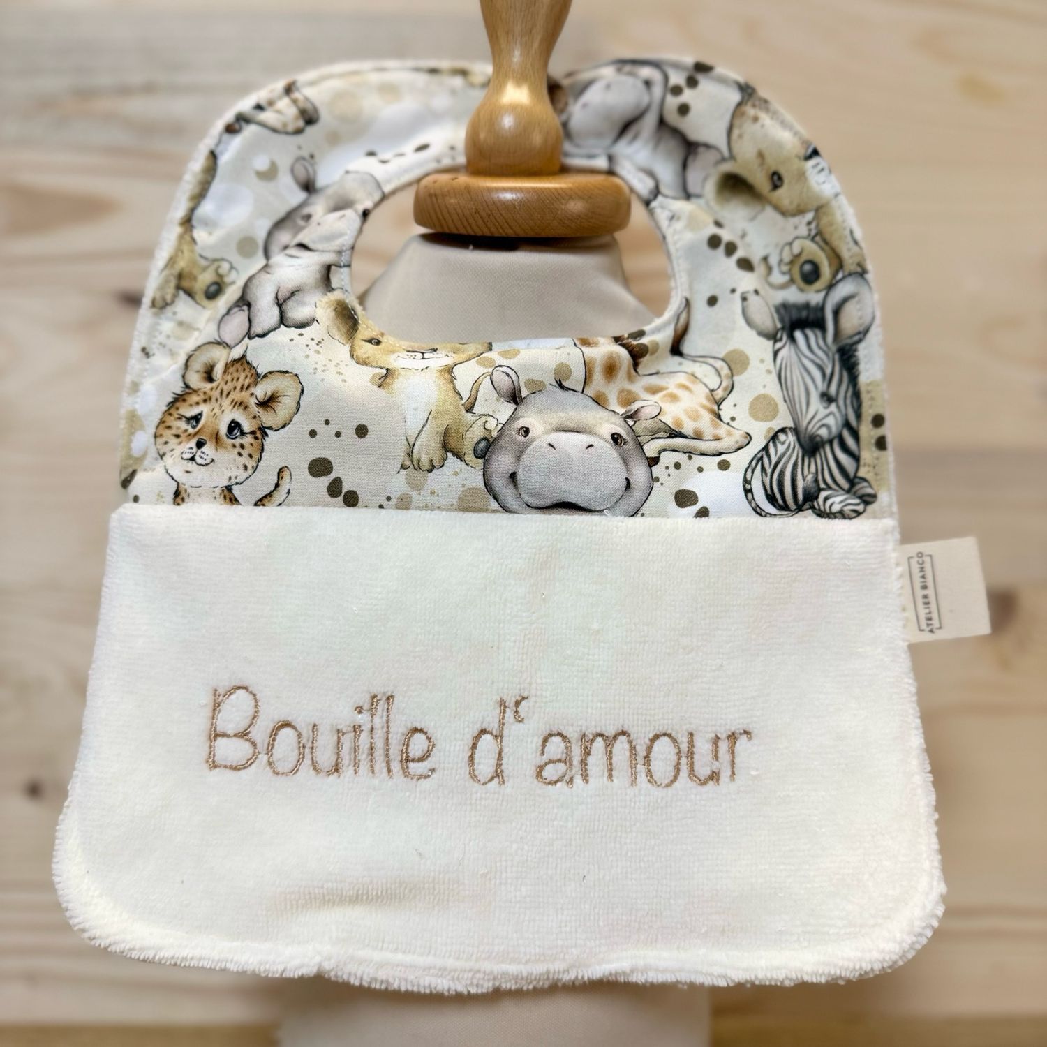 ? Personalized Baby Bib in Cotton and Bamboo – Handmade Newborn Gift, Soft and Unique