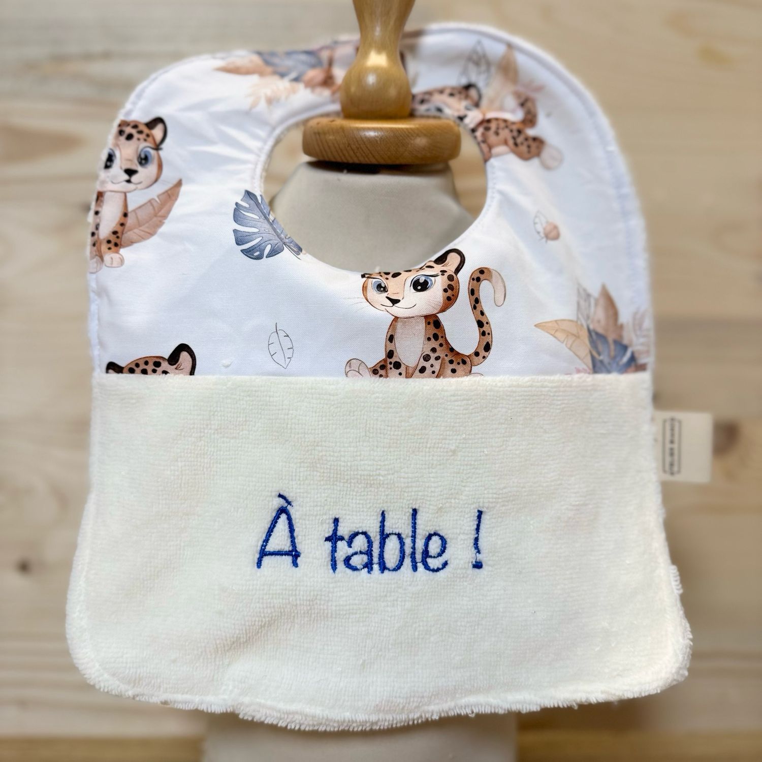 ? Personalized Baby Bib in Cotton and Bamboo – Handmade Newborn Gift, Soft and Unique