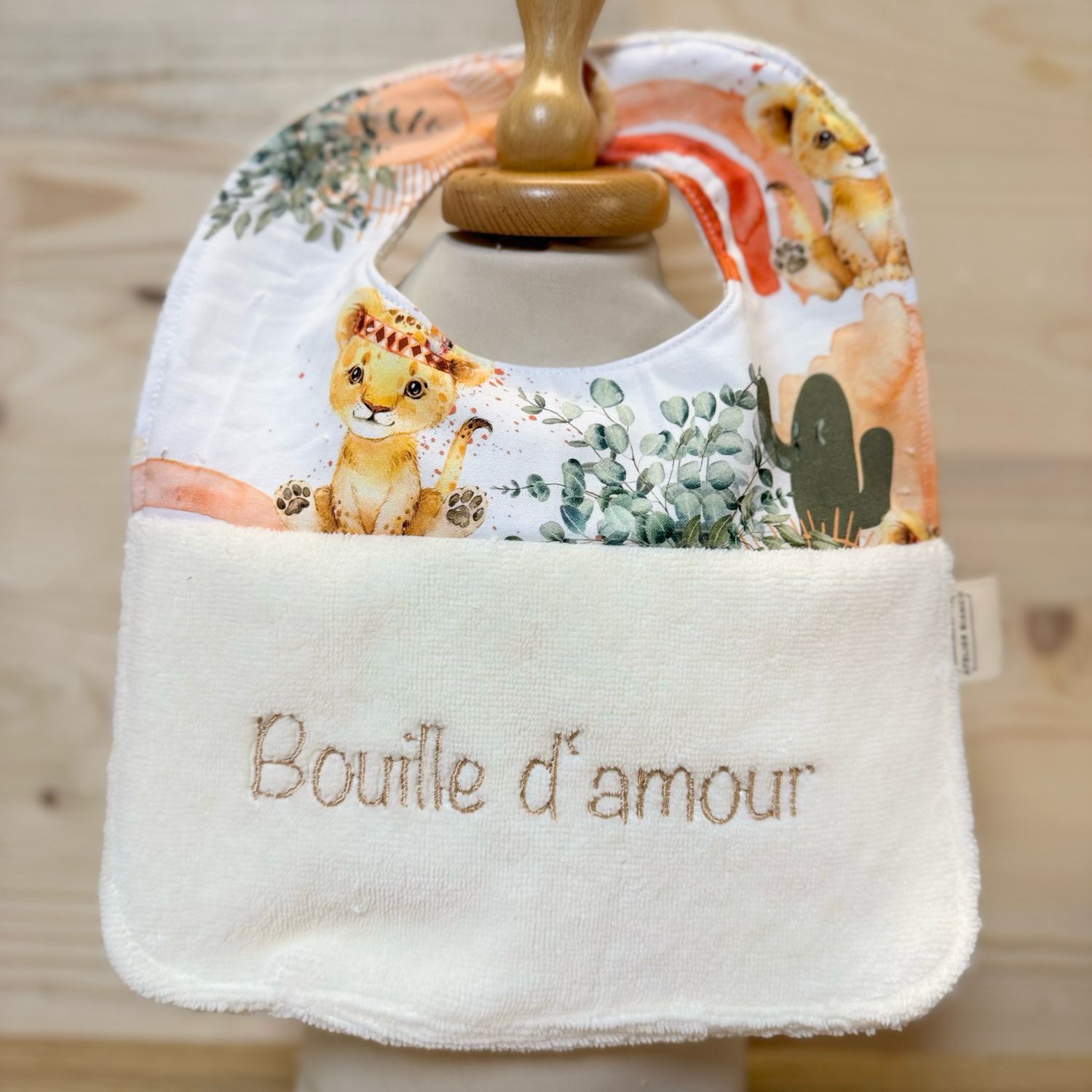 ? Personalized Baby Bib in Cotton and Bamboo – Handmade Newborn Gift, Soft and Unique