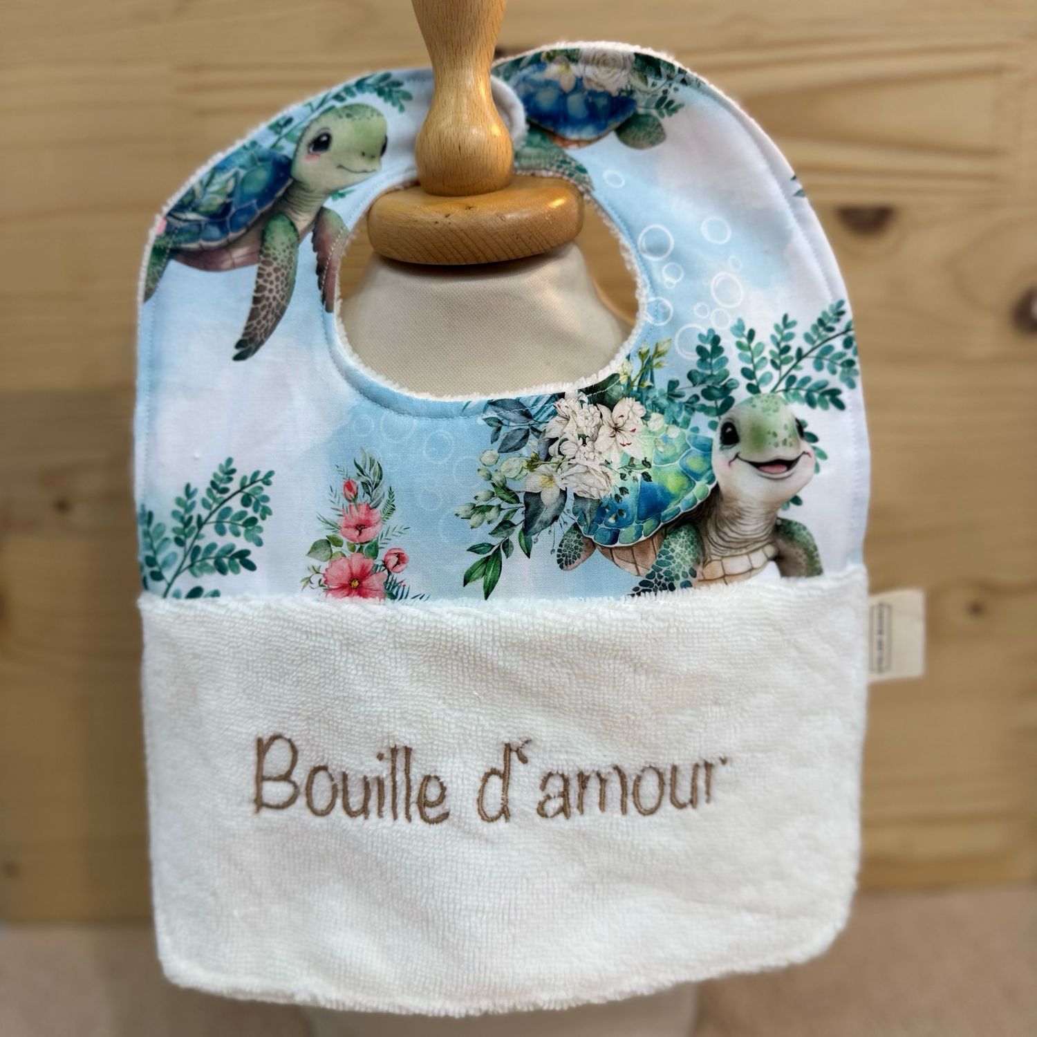 ? Personalized Baby Bib in Cotton and Bamboo – Handmade Newborn Gift, Soft and Unique