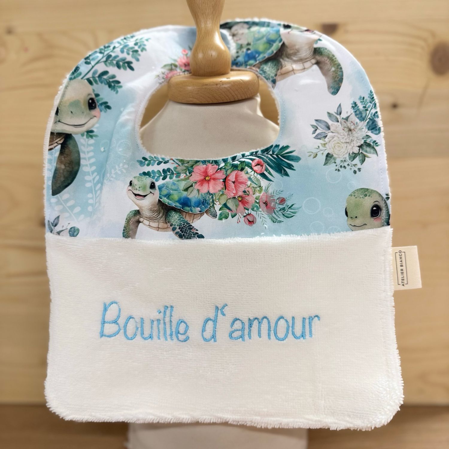 ? Personalized Baby Bib in Cotton and Bamboo – Handmade Newborn Gift, Soft and Unique