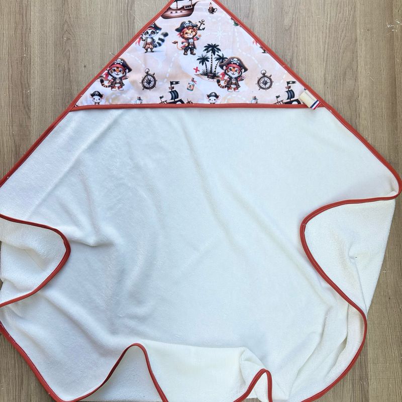 Cape de bain bébé - Motifs Pirates