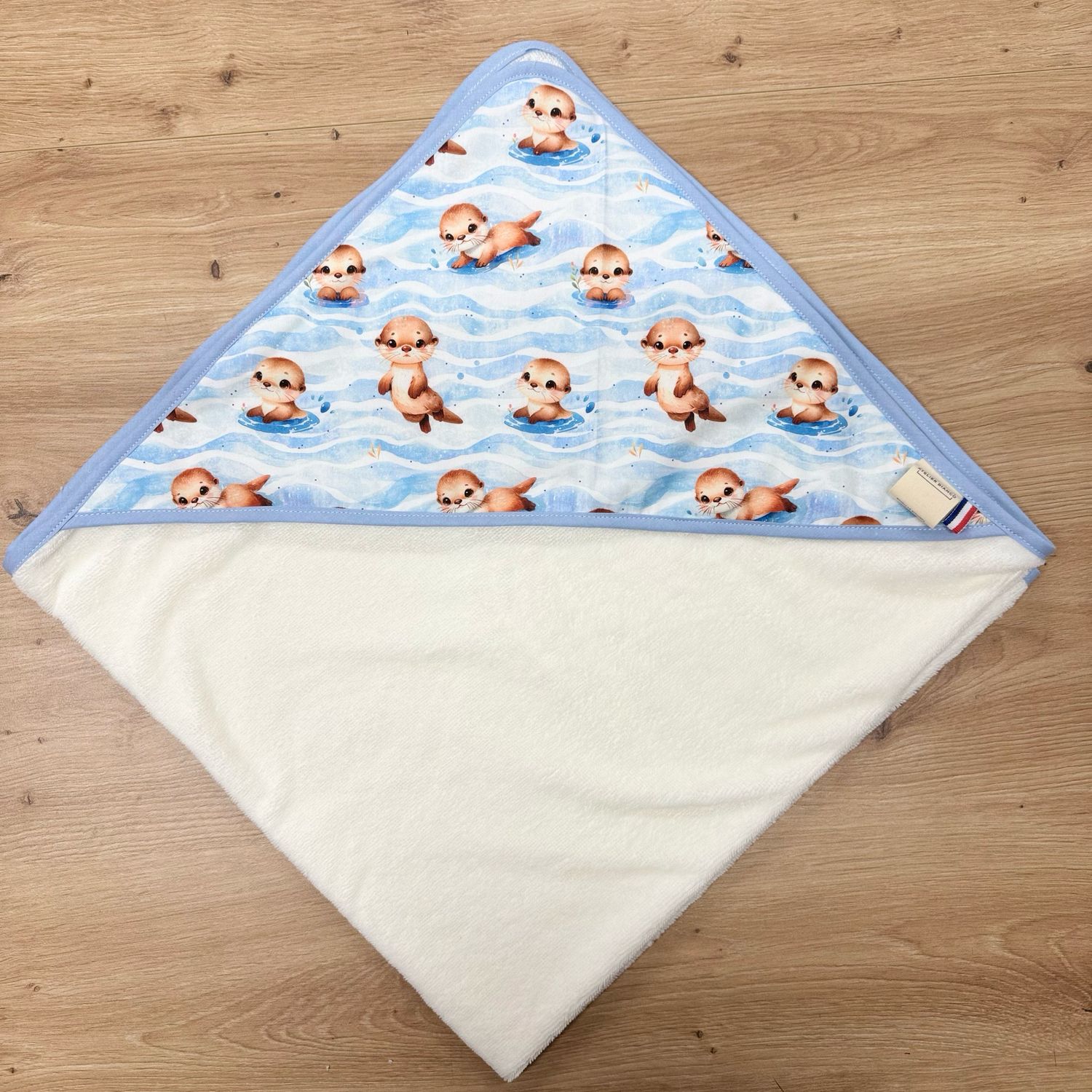 Cape de bain bébé - Motifs Loutres