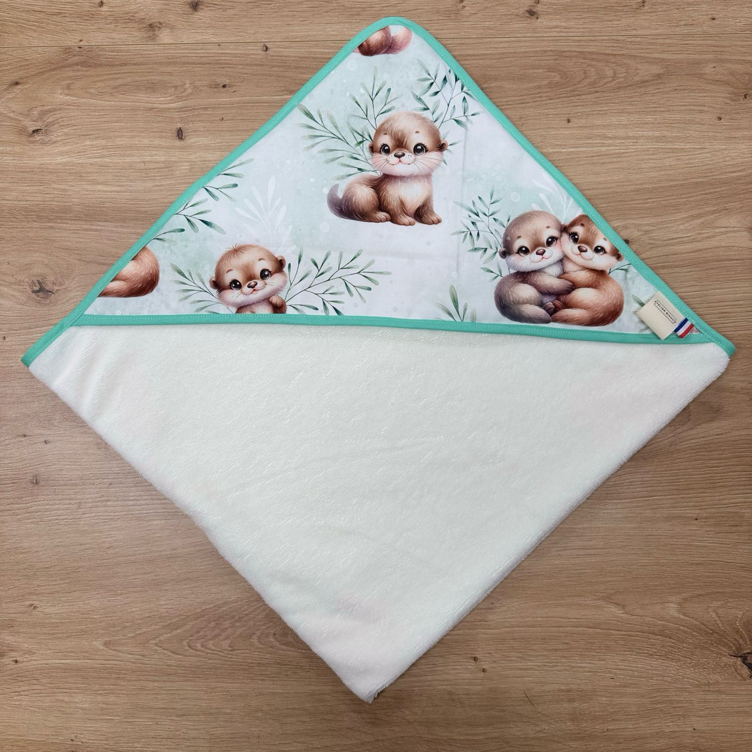 Cape de bain bébé - Motifs Loutres