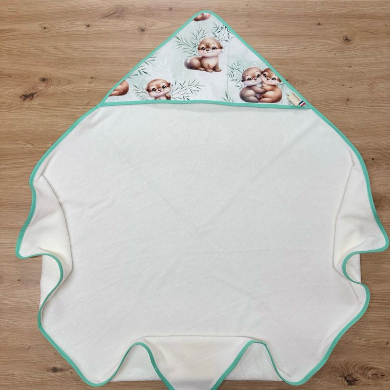 Cape de bain bébé - Motifs Loutres