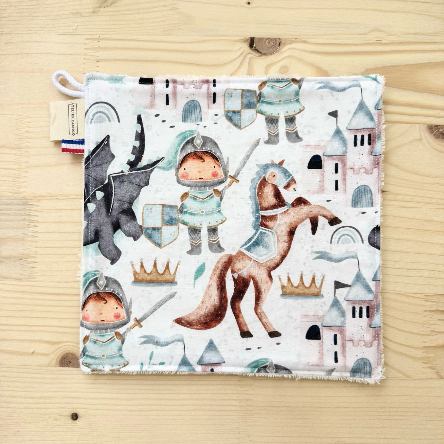 Débarbouillette lavable - Motifs Chevalier