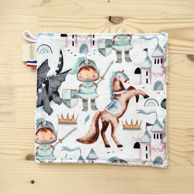 Débarbouillette lavable - Motifs Chevalier