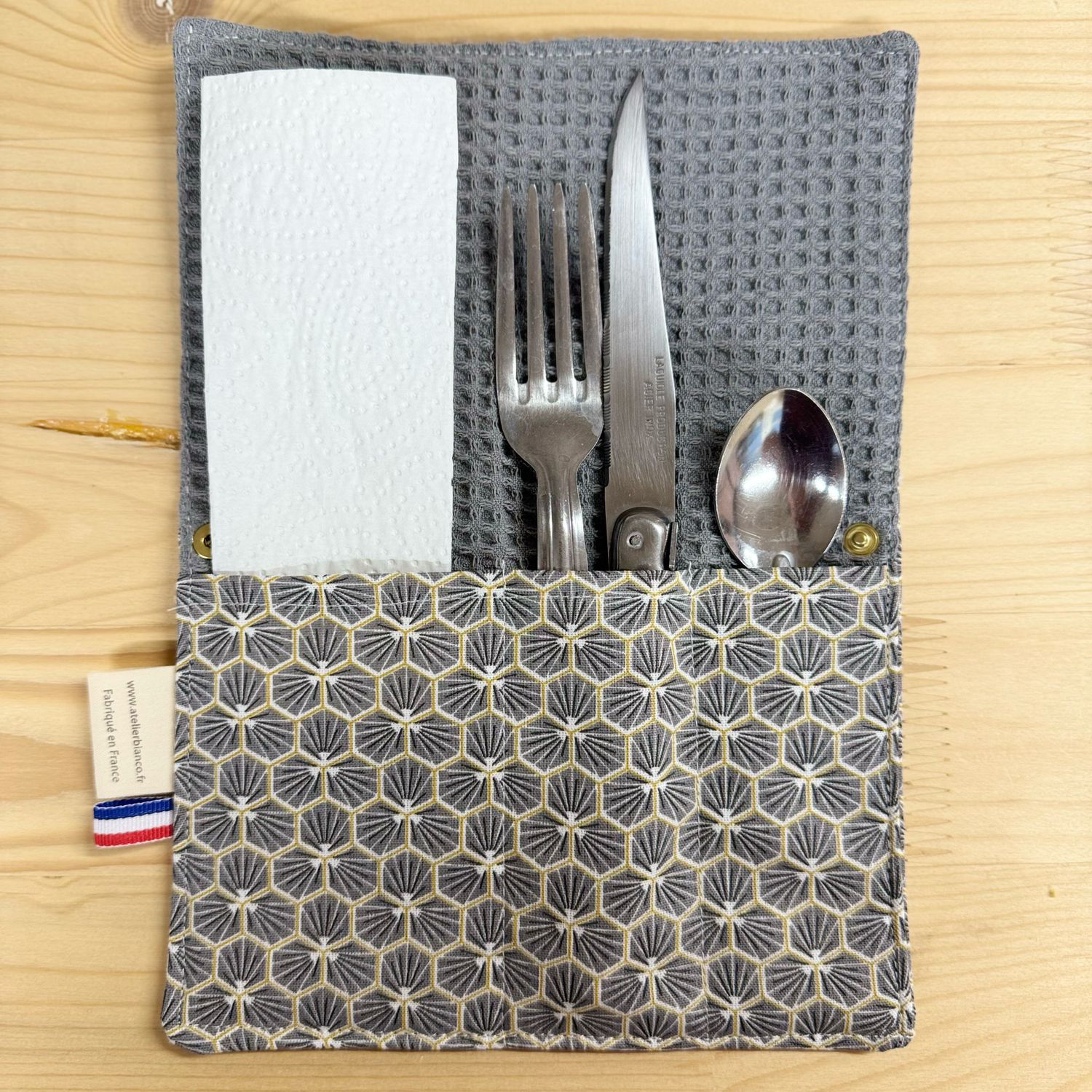 Pochette Multi-Usages – Couverts, Brosse à dents & Dentifrice