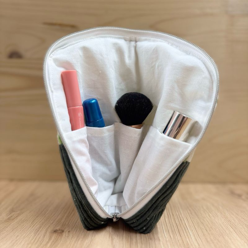 Trousse Multi-Usages – Maquillage, Stylos & Accessoires