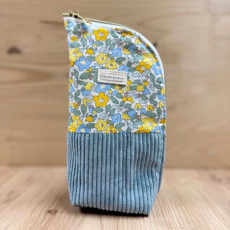 Trousse Multi-Usages – Maquillage, Stylos & Accessoires