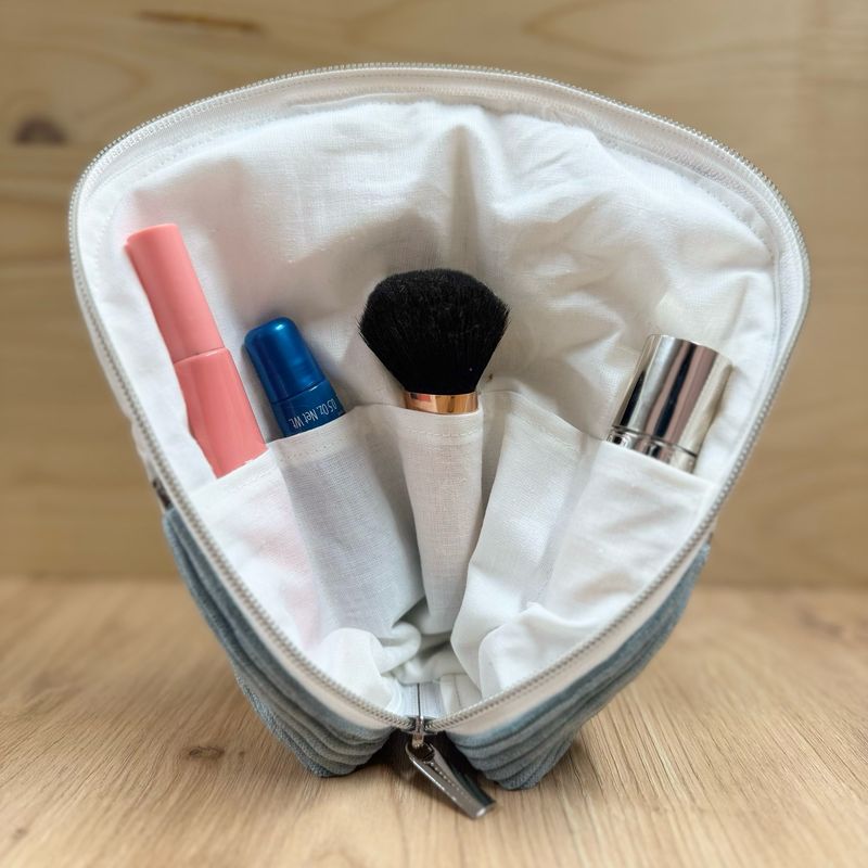 Trousse Multi-Usages – Maquillage, Stylos & Accessoires
