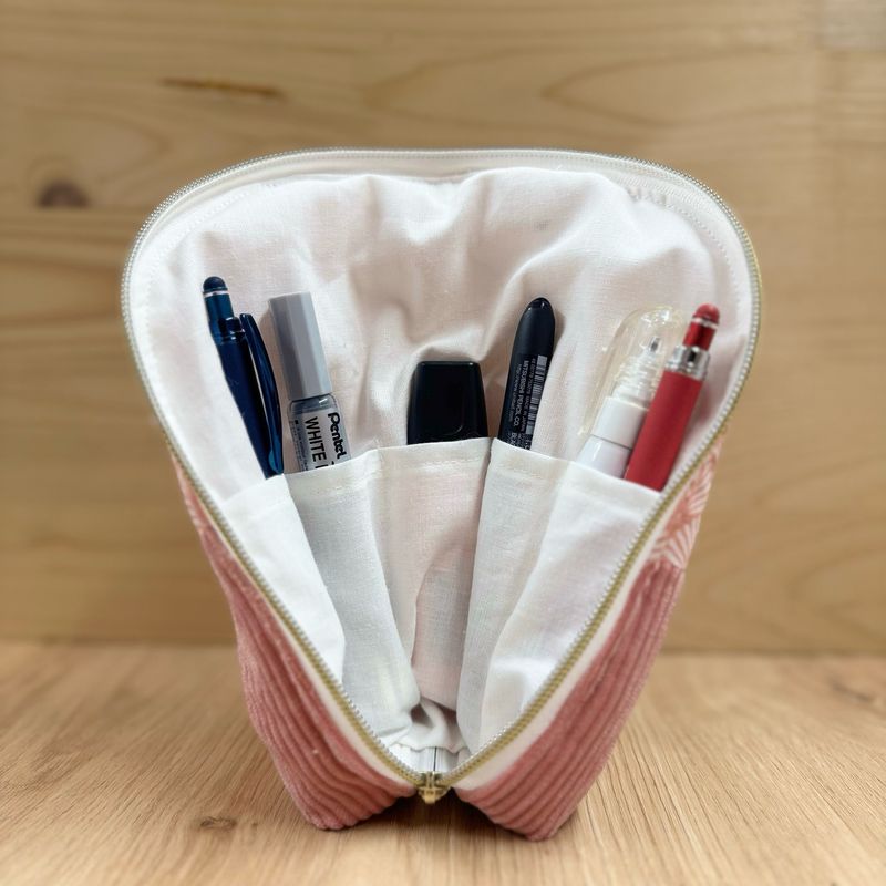 Trousse Multi-Usages – Maquillage, Stylos & Accessoires