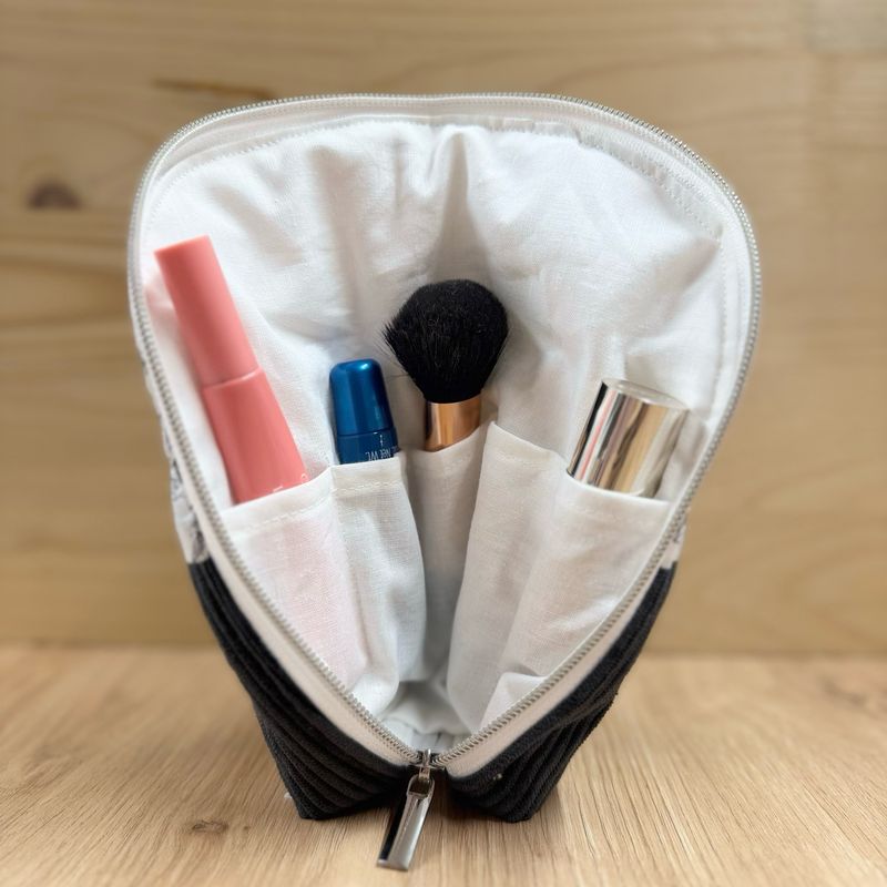 Trousse Multi-Usages – Maquillage, Stylos & Accessoires