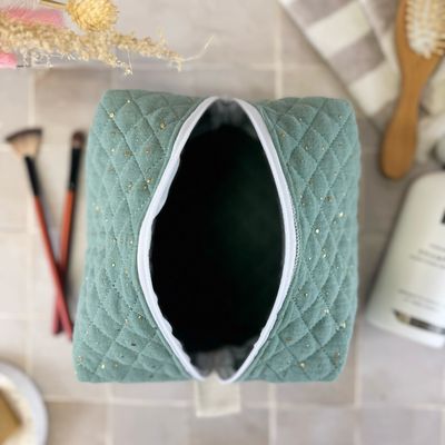 Trousse de toilette en tissu matelassé double gaze eucalyptus à pois dorés