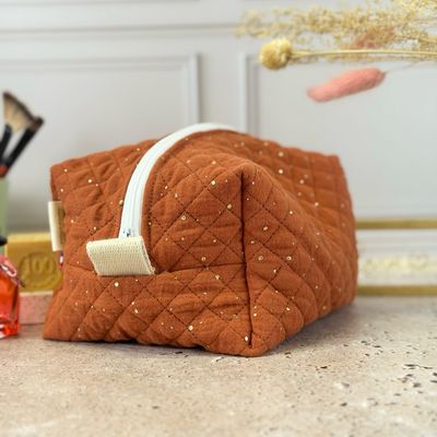 Trousse de toilette en tissu matelassé double gaze rouille à pois dorés