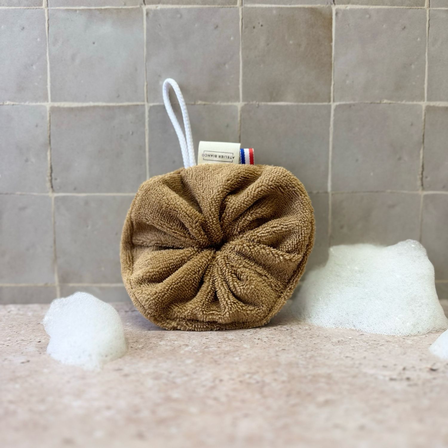 Fleur de douche Brun