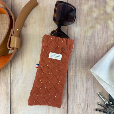 Etui à lunettes matelassé
