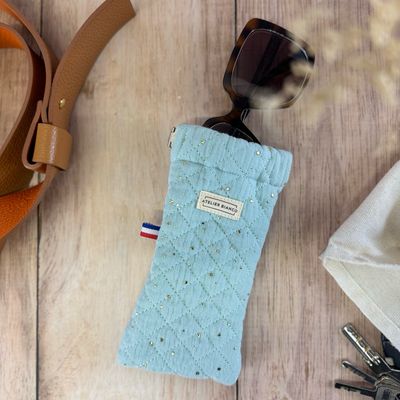 Etui à lunettes matelassé