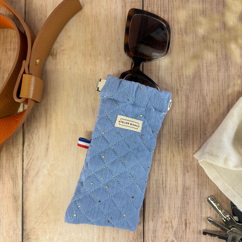 Etui à lunettes matelassé