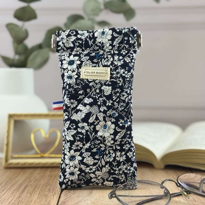 Etui à lunettes matelassé