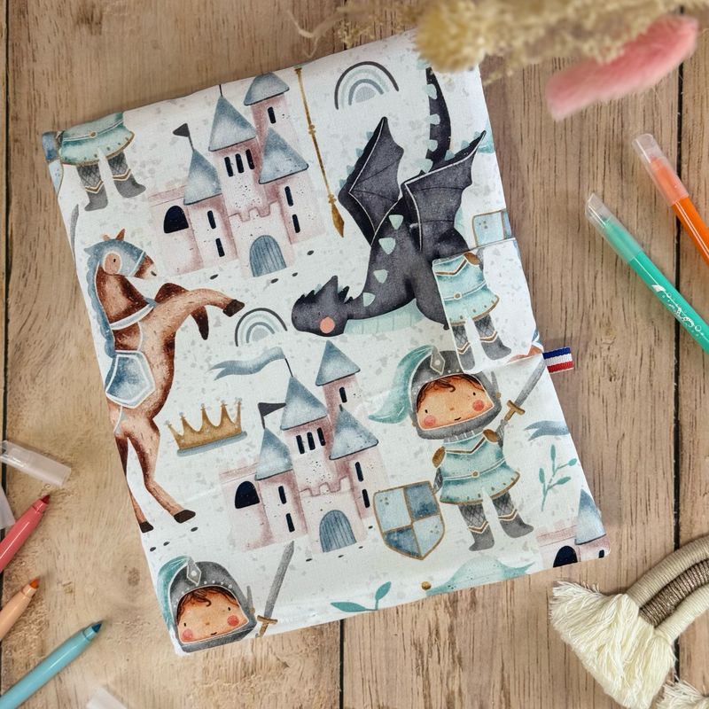Cahier de coloriage lavable et son pack de feutres 