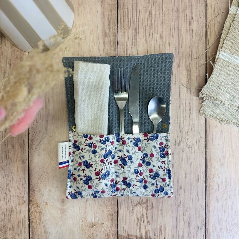 Pochette Multi-Usages – Couverts, Brosse à dents & Dentifrice