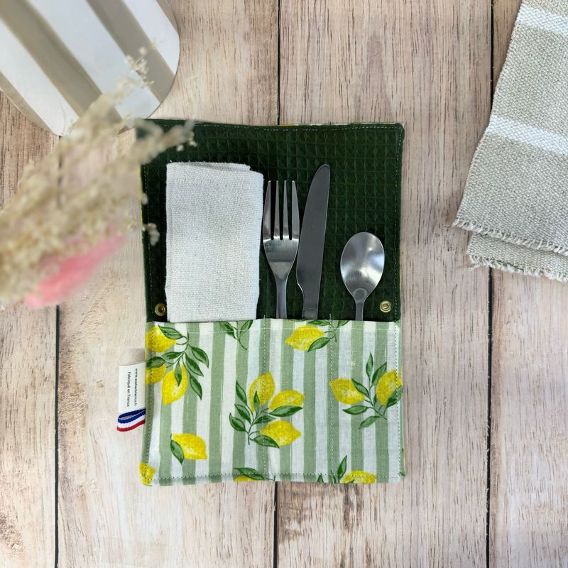 Pochette Multi-Usages – Couverts, Brosse à dents & Dentifrice