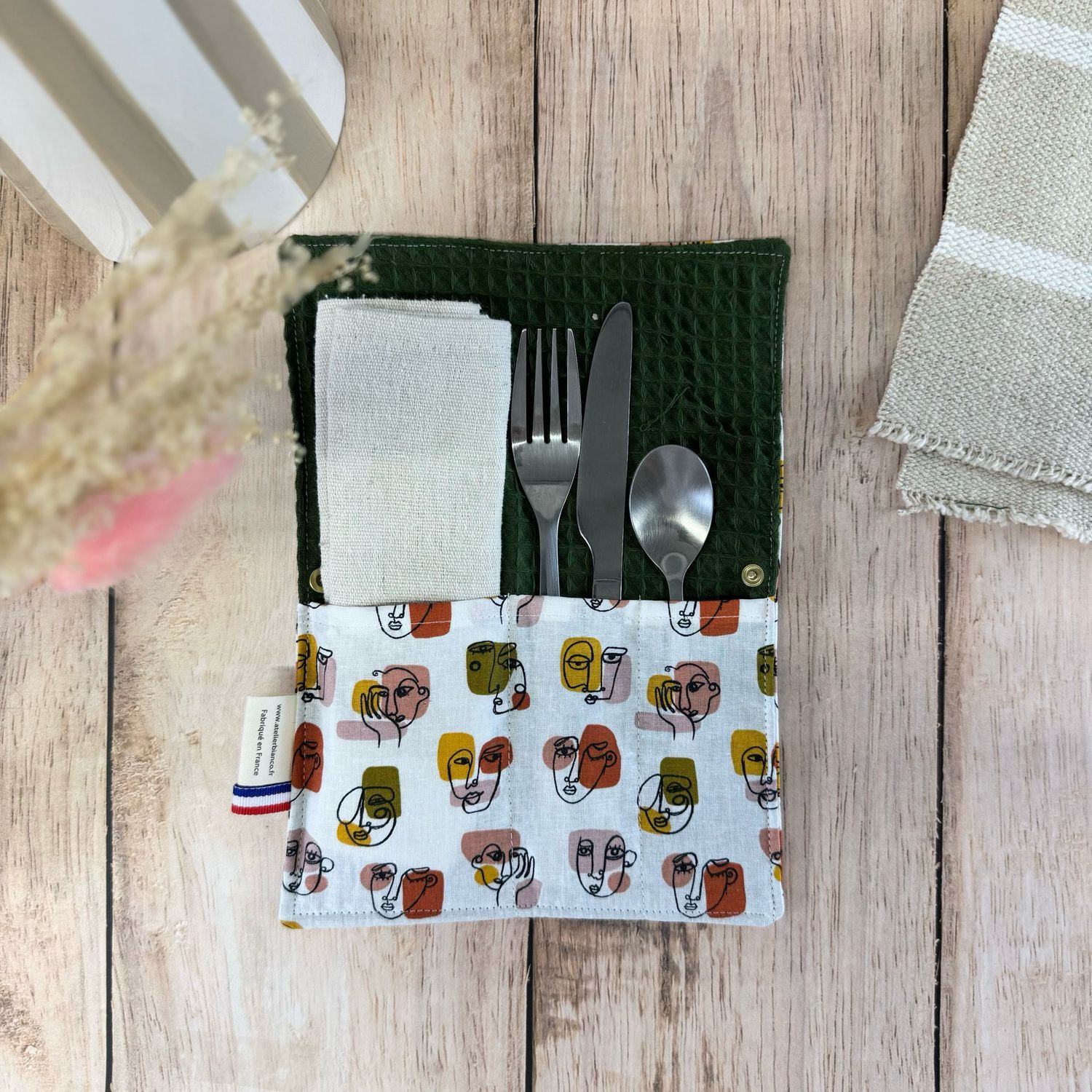 Pochette Multi-Usages – Couverts, Brosse à dents & Dentifrice